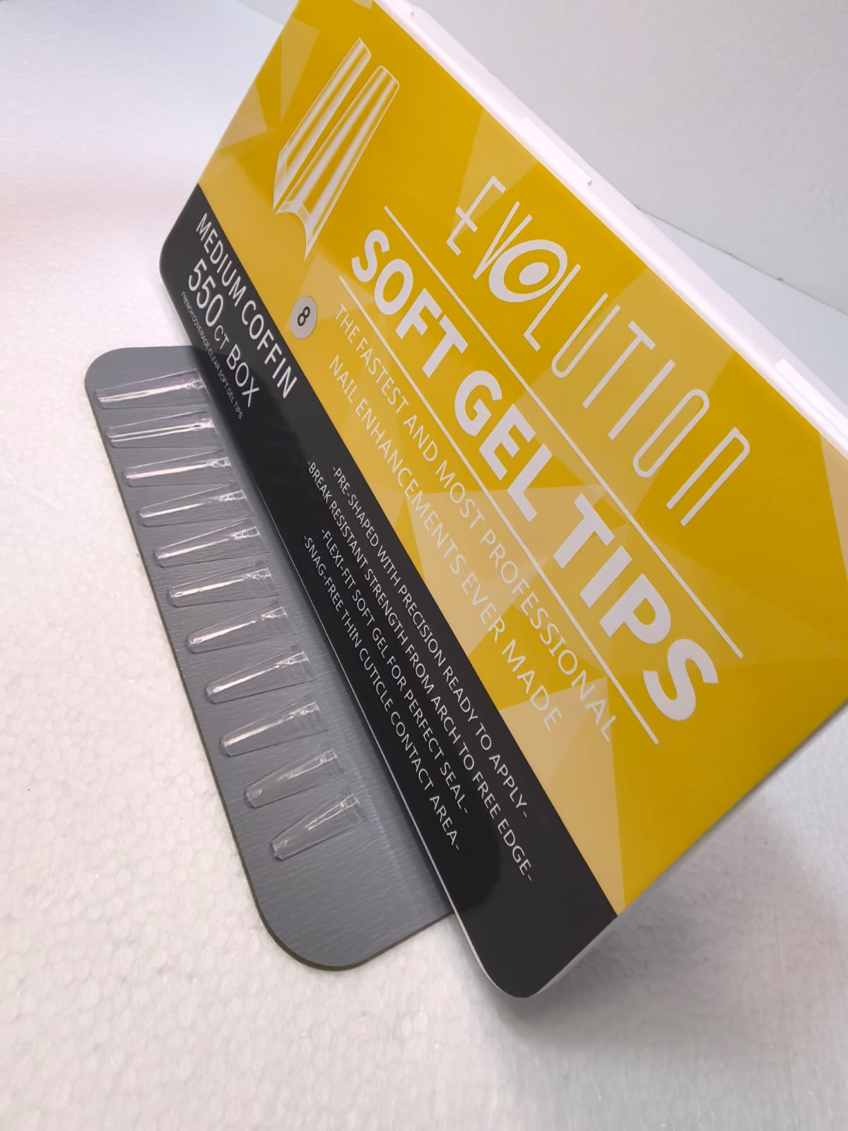 UÑAS DE GEL PUNTA MEDIANO 550UD