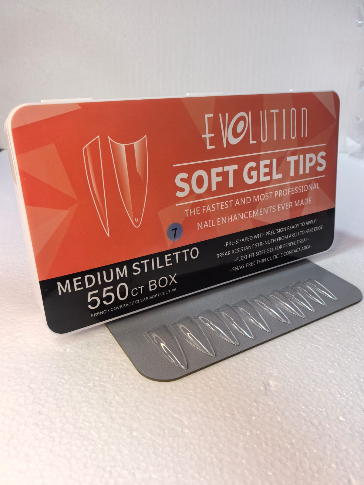 UÑAS DE GEL PUNTA STILETTO