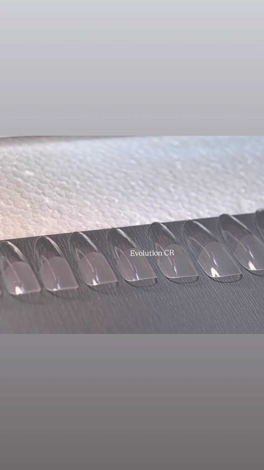 UÑAS GEL OVALADA MEDIANO 550UD