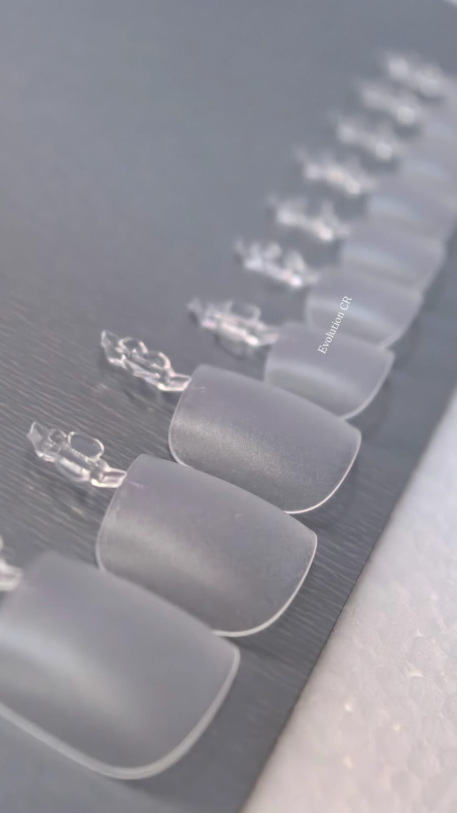 UÑAS DE GEL PARA PIES 550UD